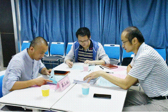 说明: http://cxcy.hyit.edu.cn/__local/6/EE/97/5D0962B9F8403C8E88C05B62694_4E1A7251_C89D3.png