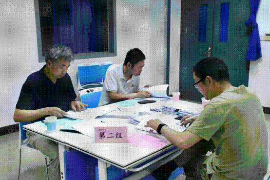 说明: http://cxcy.hyit.edu.cn/__local/3/30/E9/2C7D3CD3A9062F9C077AD9BDC69_879DE2DD_C811E.png