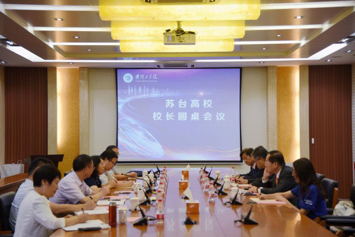 说明: http://cxcy.hyit.edu.cn/__local/C/82/7A/E51256440DA32FF63742F5A0A2C_E35A4329_13FE3E.png
