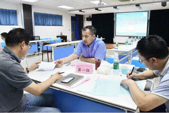 说明: http://cxcy.hyit.edu.cn/__local/6/F8/C0/B719D0E0B0A2F17E5BD2BFBF735_EB1B979C_C89D3.png